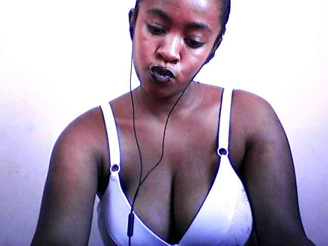 silviaLaBombe webcam