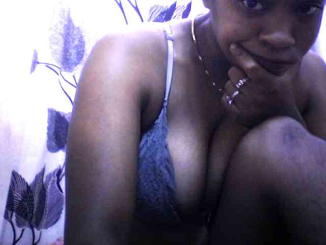 silviaLaBombe webcam