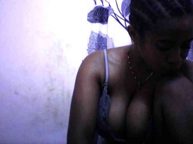 silviaLaBombe webcam