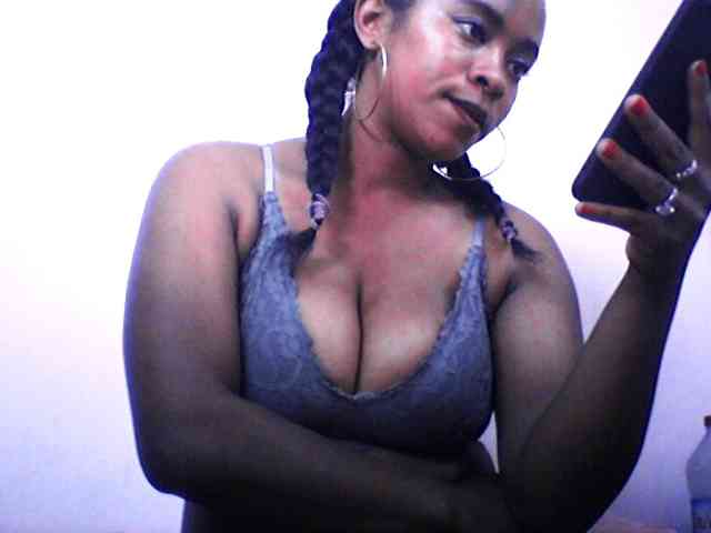 silviaLaBombe webcam