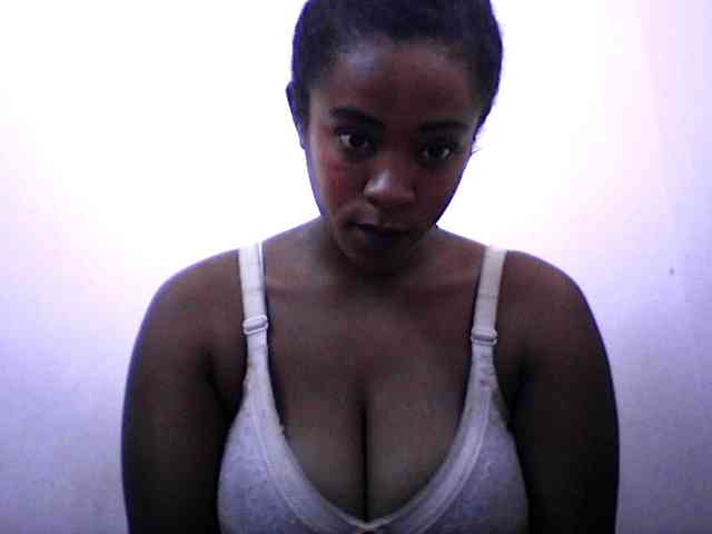 silviaLaBombe webcam