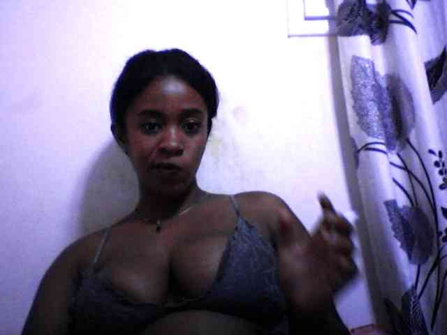 silviaLaBombe webcam