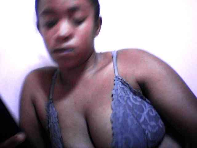 silviaLaBombe webcam