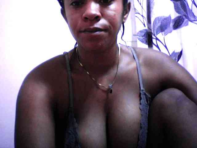 silviaLaBombe webcam