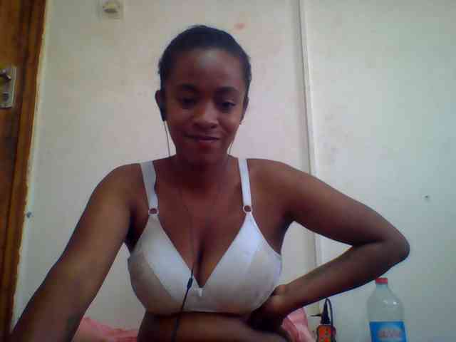 silviaLaBombe webcam