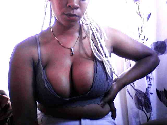 silviaLaBombe webcam