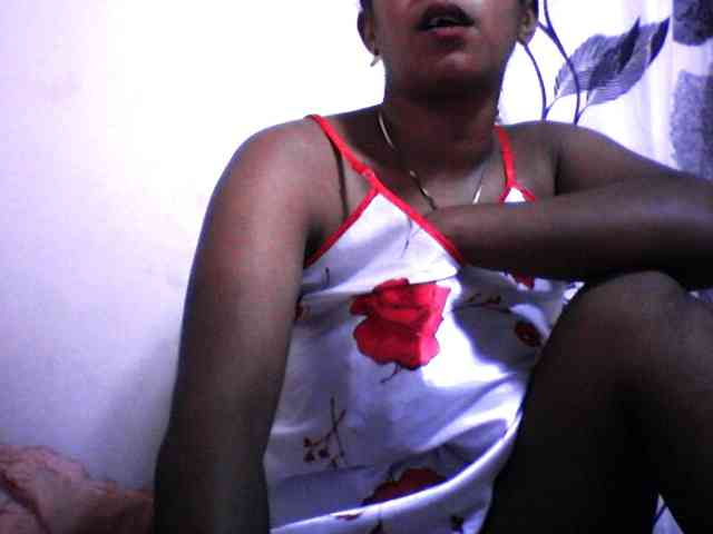 silviaLaBombe webcam