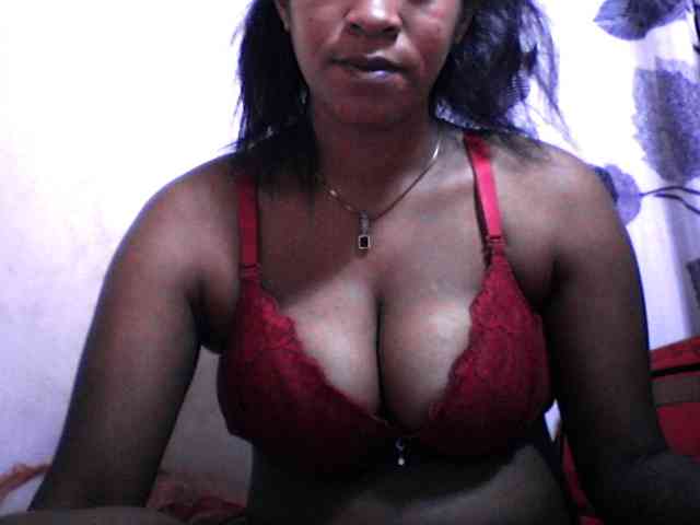 silviaLaBombe webcam