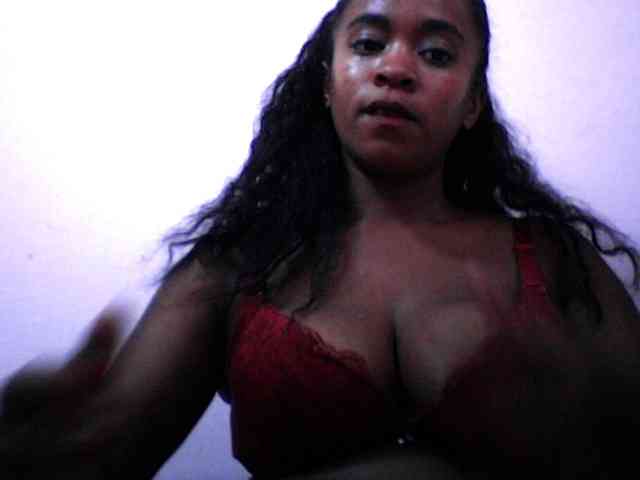 silviaLaBombe webcam