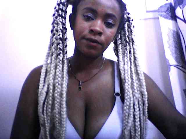 silviaLaBombe webcam