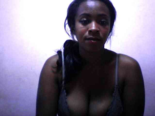 silviaLaBombe webcam