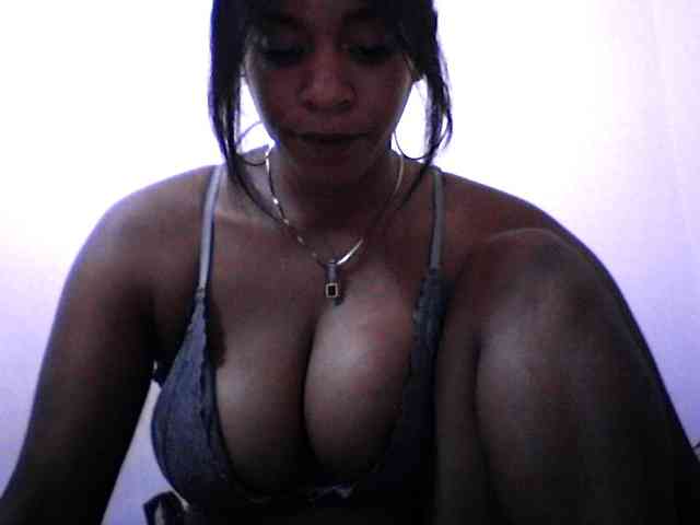 silviaLaBombe webcam