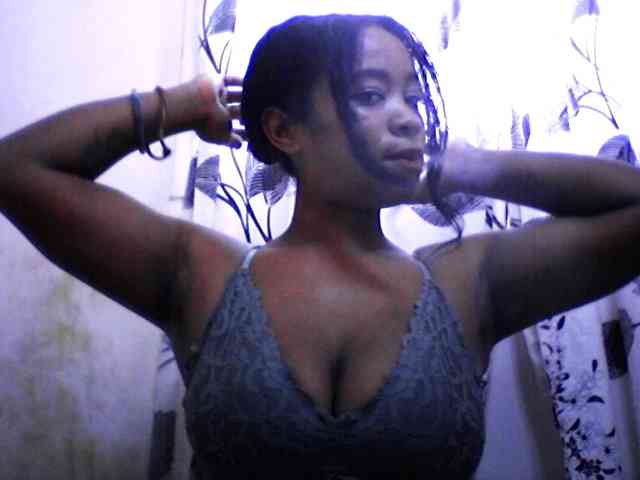 silviaLaBombe webcam