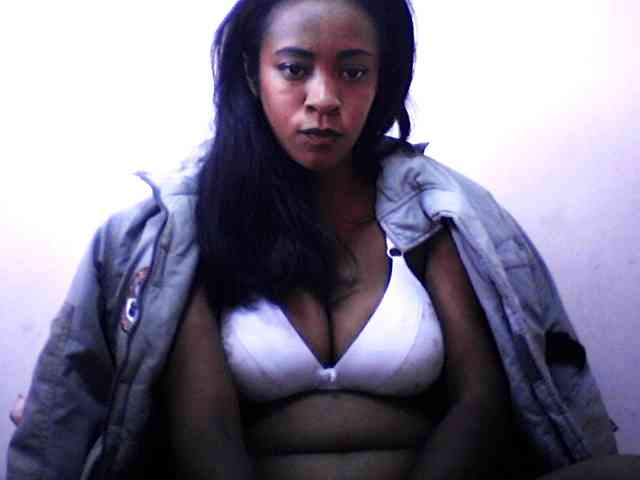 Group chat for 40 tokens, Full privates for 60 89 tokens, Privates for 30 5..., Chaturbatw 8