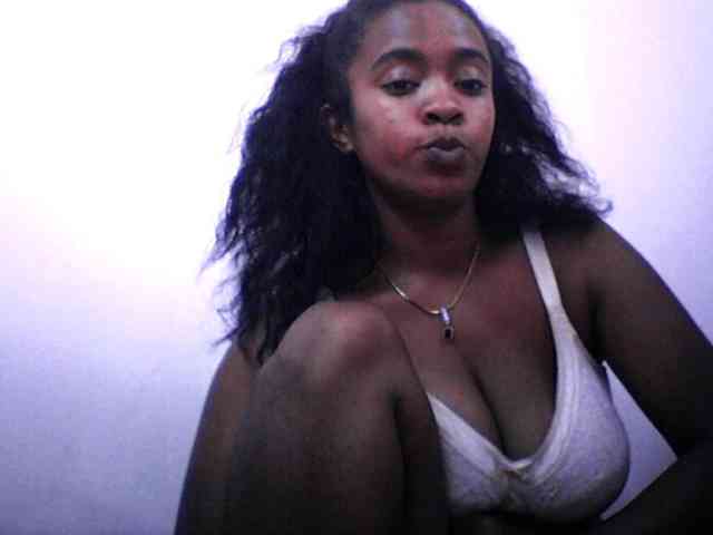 silviaLaBombe webcam