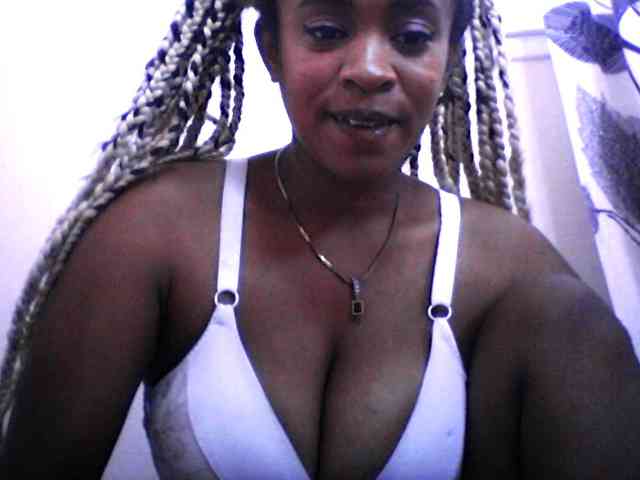 silviaLaBombe webcam