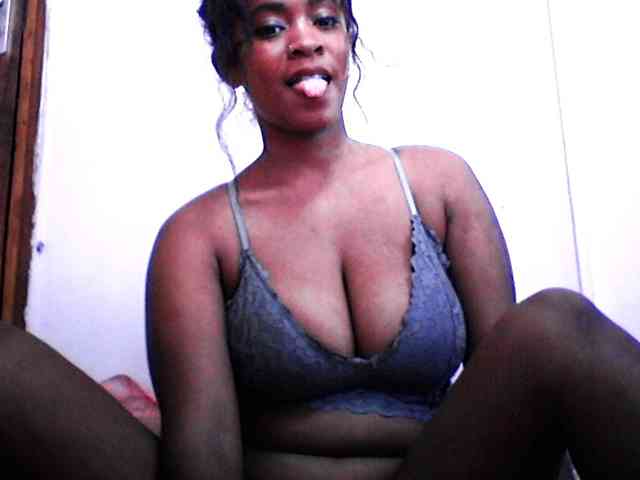 silviaLaBombe webcam