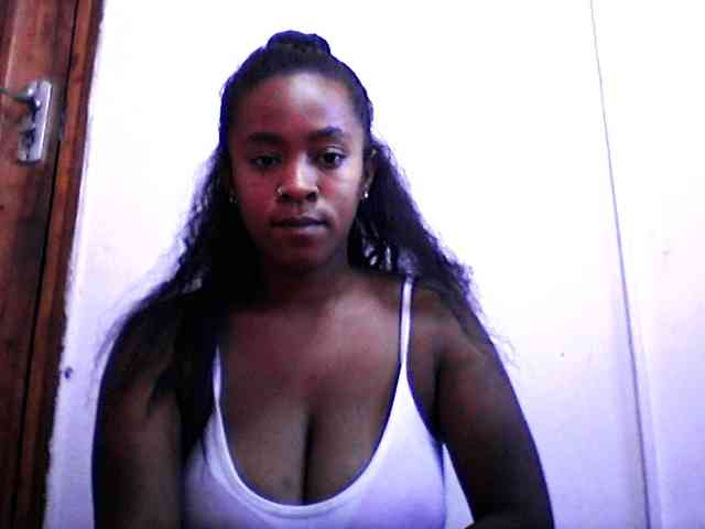 silviaLaBombe webcam