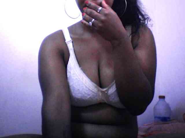 silviaLaBombe silviaLaBombe