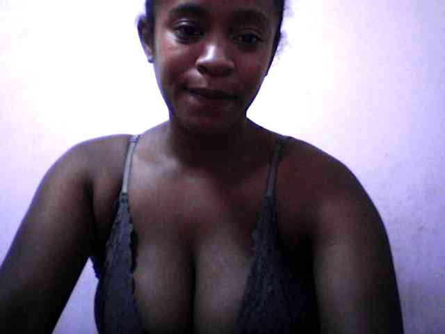 silviaLaBombe silviaLaBombe