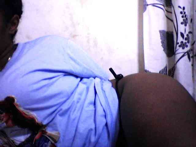 silviaLaBombe webcam