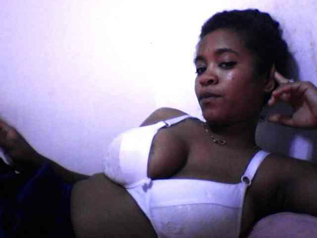 silviaLaBombe webcam