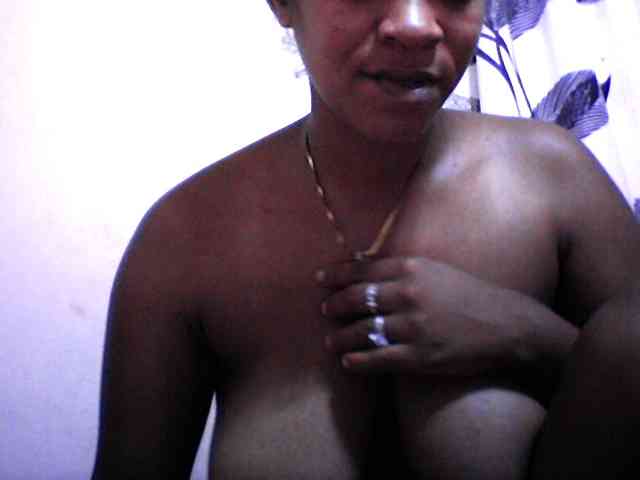 silviaLaBombe webcam