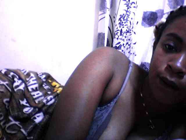 silviaLaBombe webcam