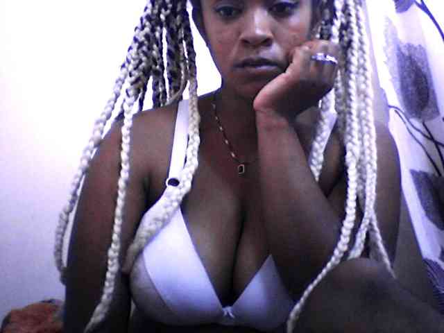 silviaLaBombe webcam