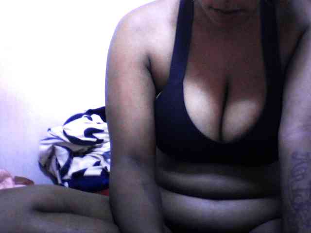 silviaLaBombe silviaLaBombe