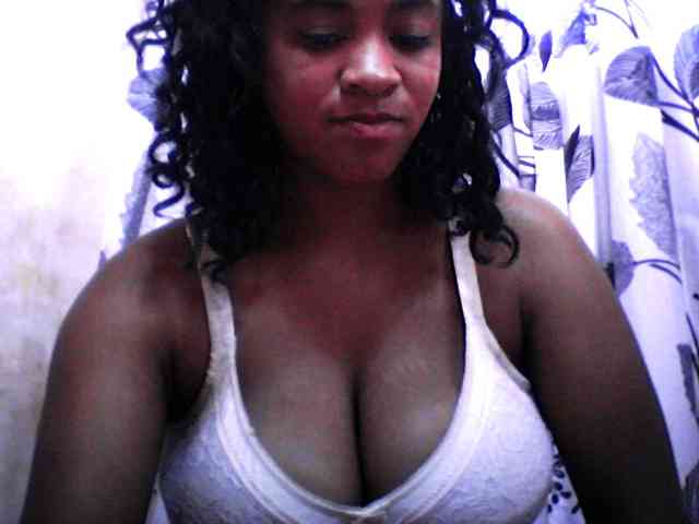 silviaLaBombe webcam