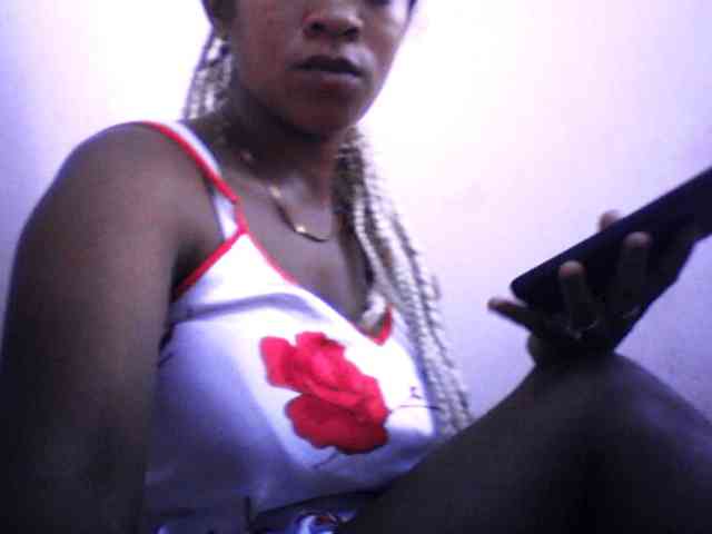 silviaLaBombe webcam