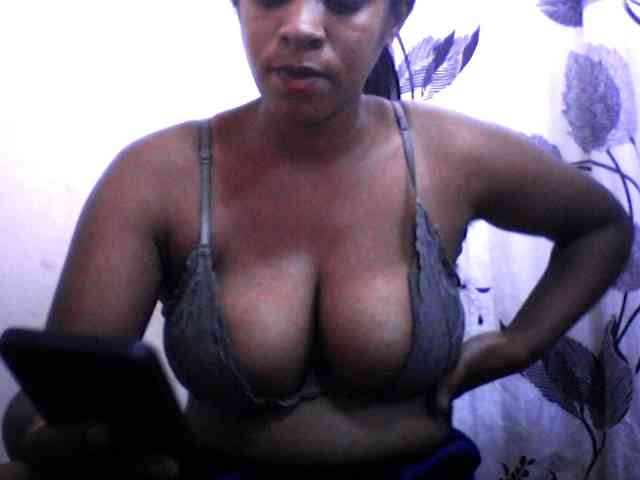 silviaLaBombe's Sexcam