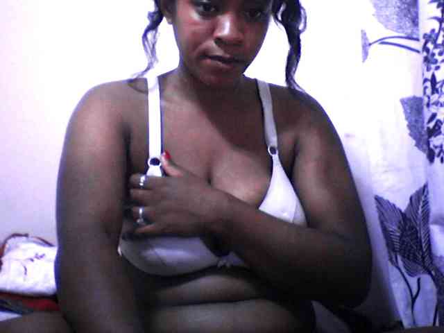 silviaLaBombe silviaLaBombe