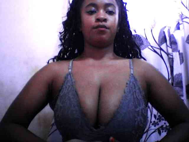 silviaLaBombe webcam