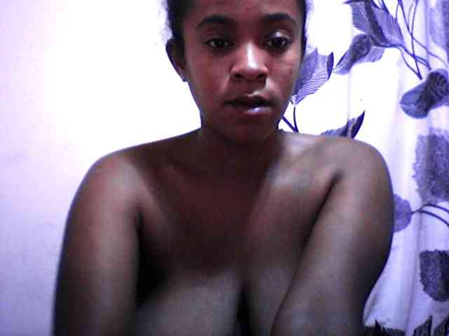 silviaLaBombe webcam