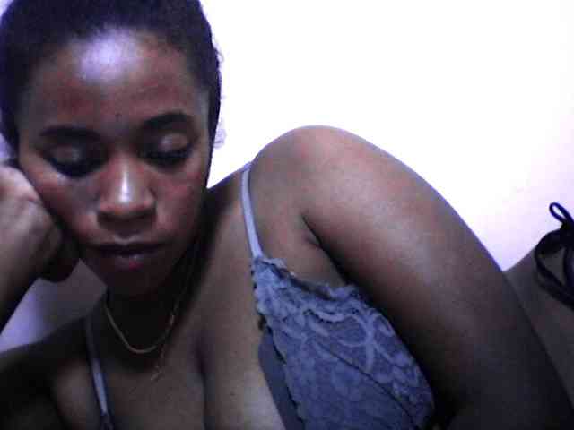 silviaLaBombe webcam