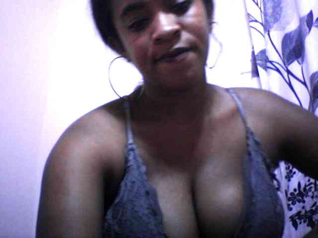 silviaLaBombe webcam