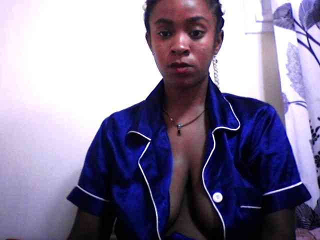 silviaLaBombe webcam