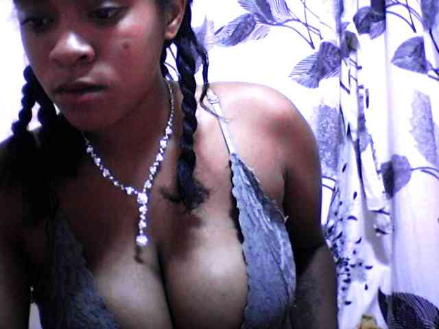 silviaLaBombe webcam