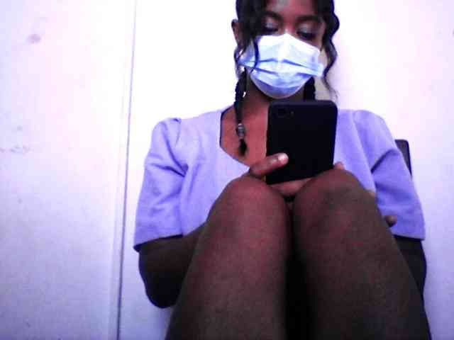 silviaLaBombe webcam