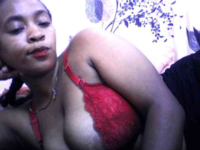 silviaLaBombe webcam