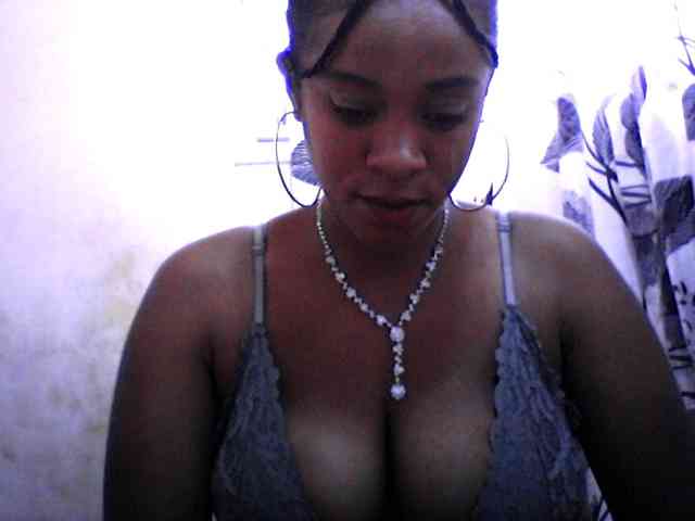 silviaLaBombe webcam