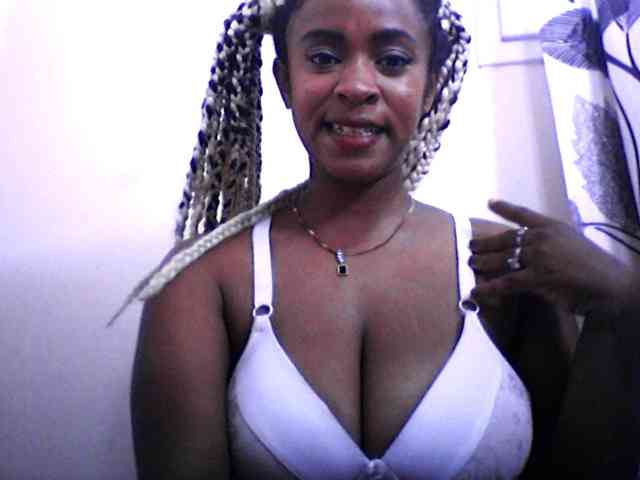 silviaLaBombe webcam