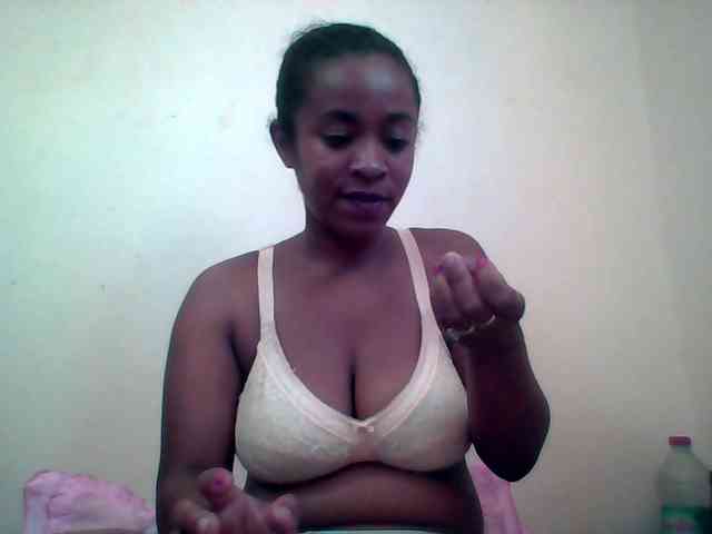 silviaLaBombe webcam