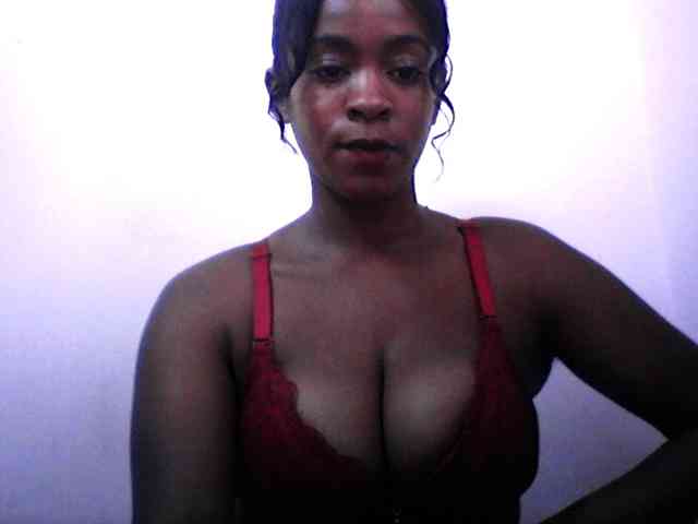 silviaLaBombe silviaLaBombe