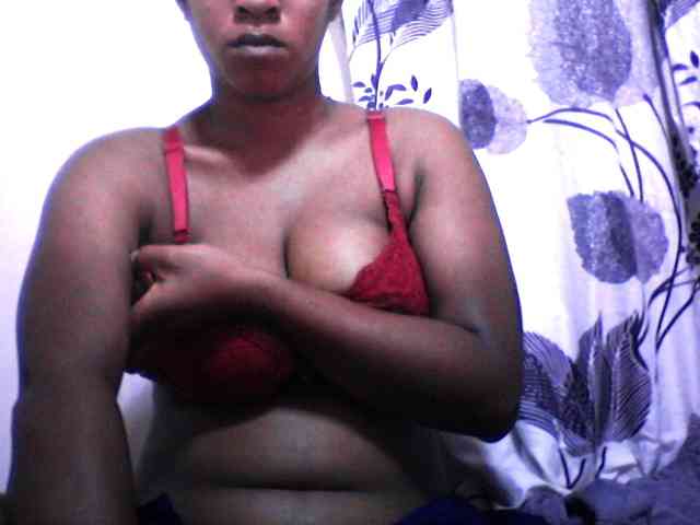 silviaLaBombe silviaLaBombe