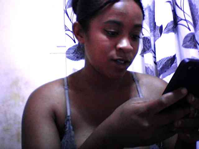 silviaLaBombe Live Webcam on BongaCams