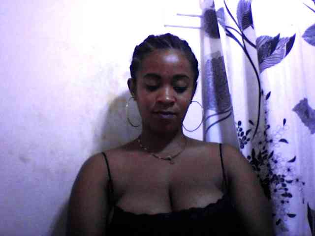 silviaLaBombe webcam