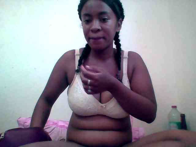 silviaLaBombe webcam